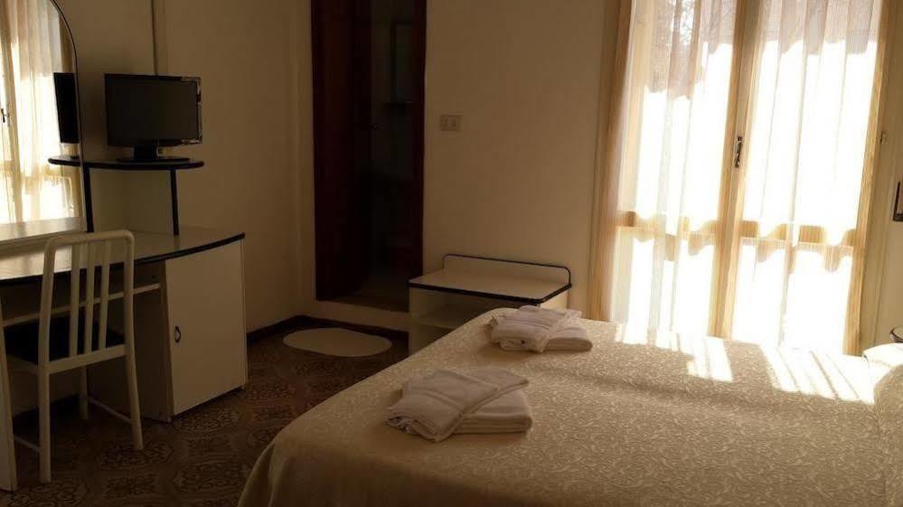 Hotel Rita Gambettola Luaran gambar