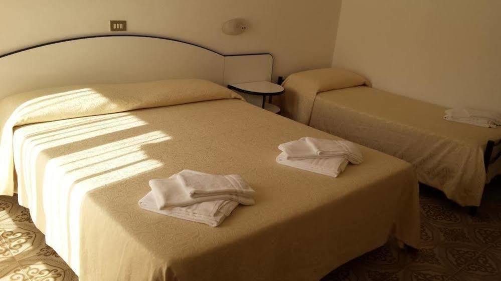 Hotel Rita Gambettola Luaran gambar