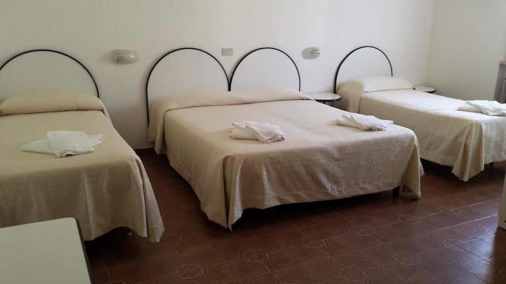 Hotel Rita Gambettola Luaran gambar